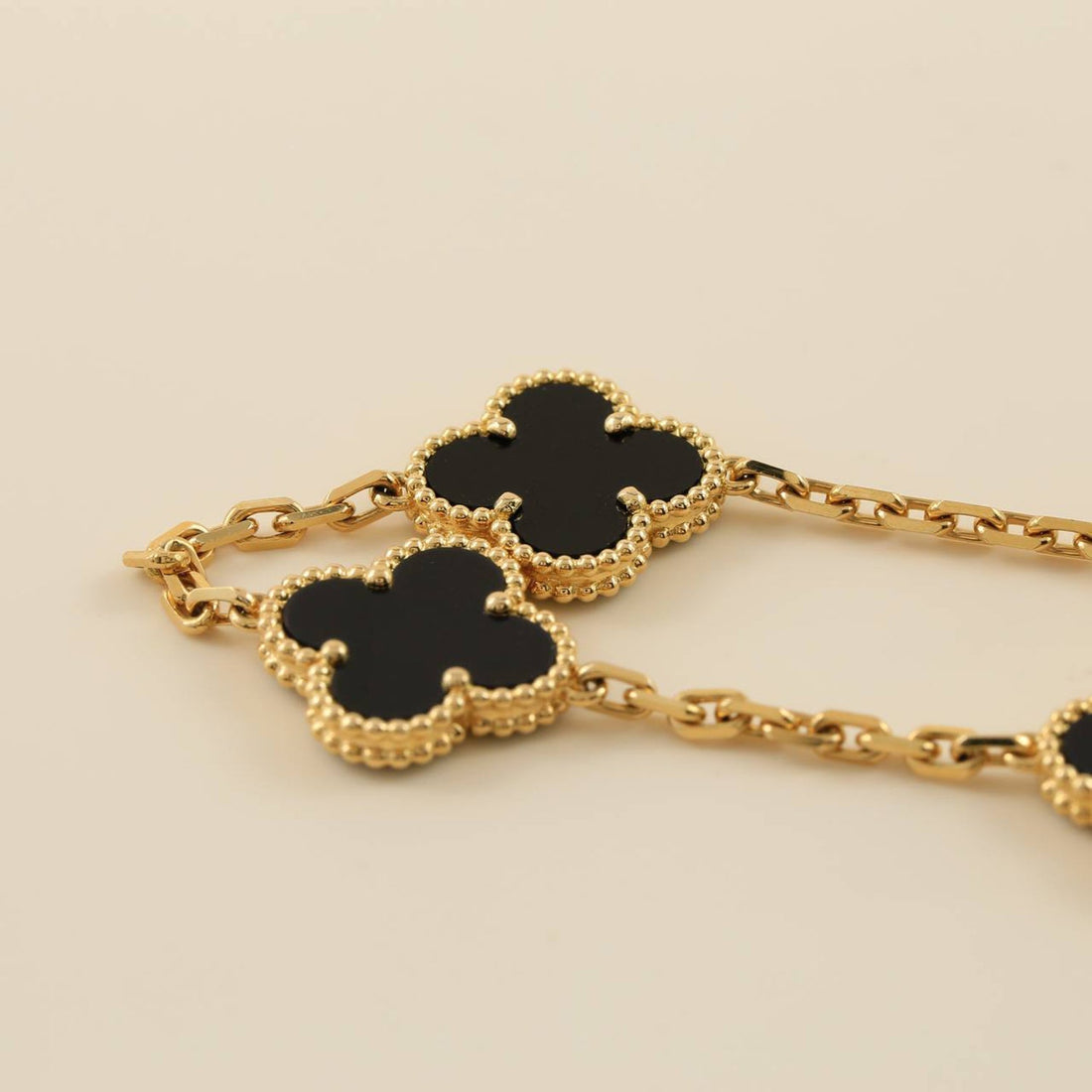 Quatrefoil 5 Motifs Bracelet, Onyx