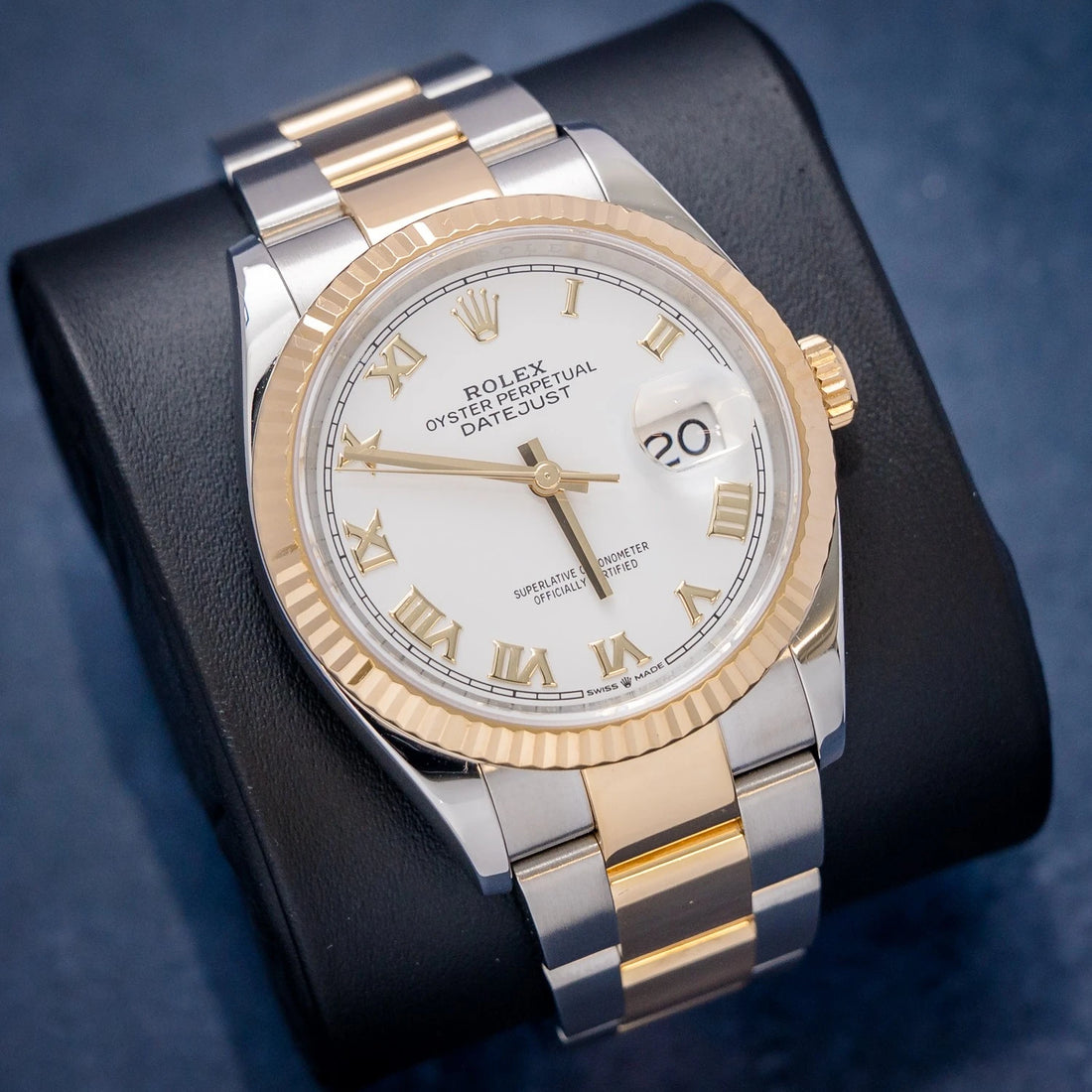 Classic Date Watch, Yellow Gold Tone, Steel, 36 mm