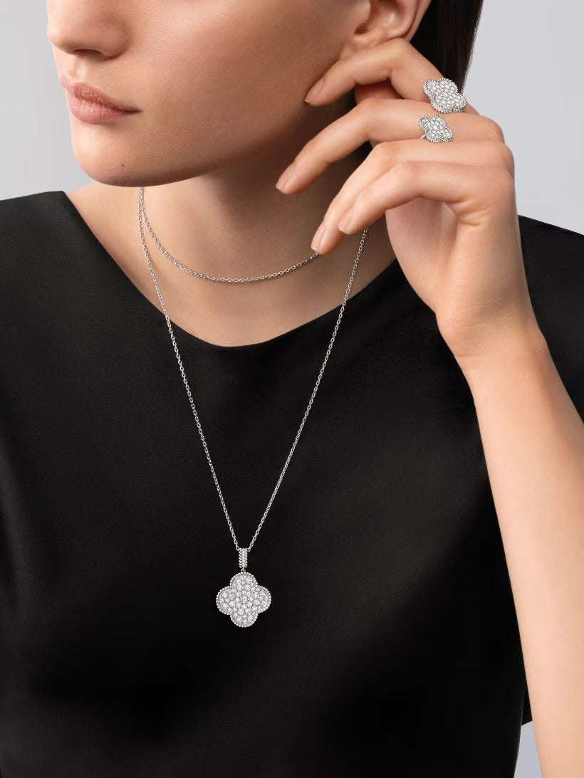 Quatrefoil Long Necklace, 1 Motifs, White Gold Tone