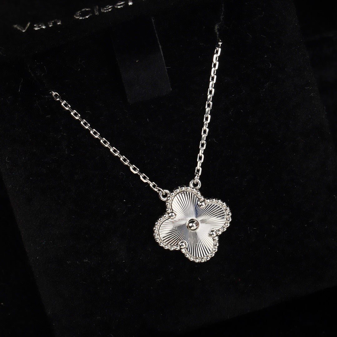 Quatrefoil Pendant Necklace
