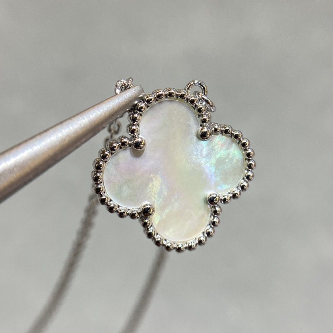 Quatrefoil Pendant Necklace, White Gold Tone