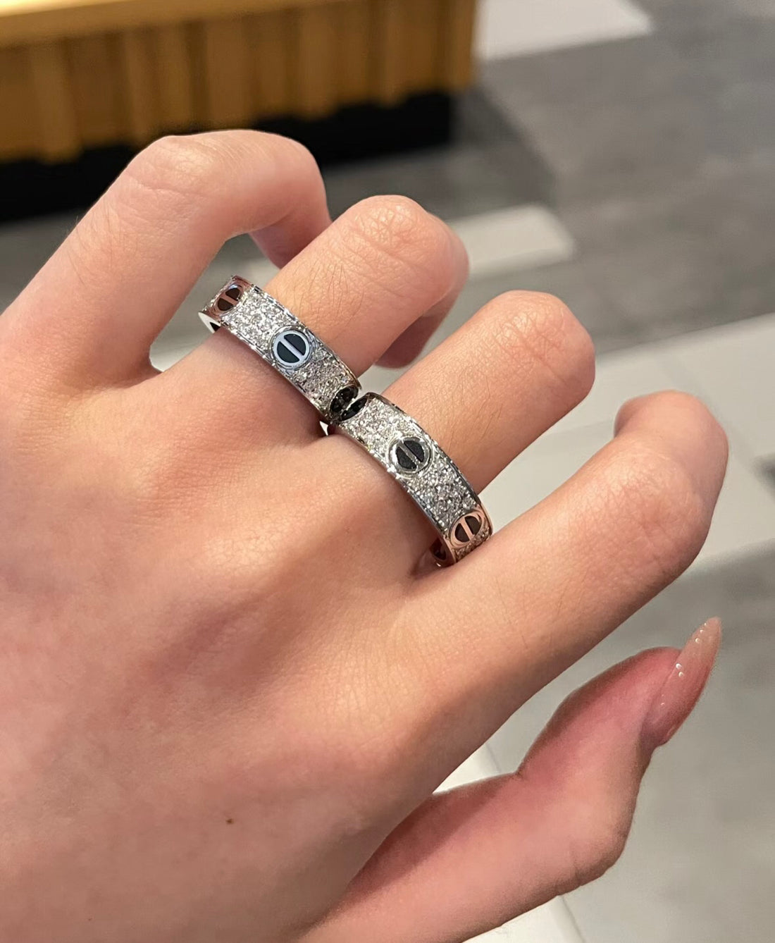 Screw-Motif Band Ring, Ceramic, Stone-Set, Classic Model, White Gold Tone