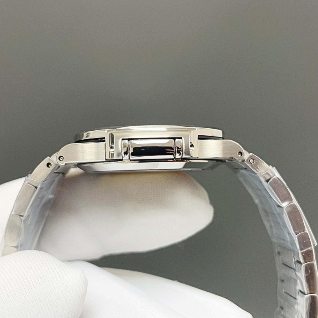 Porthole Case Watch, White Gold Tone, White
