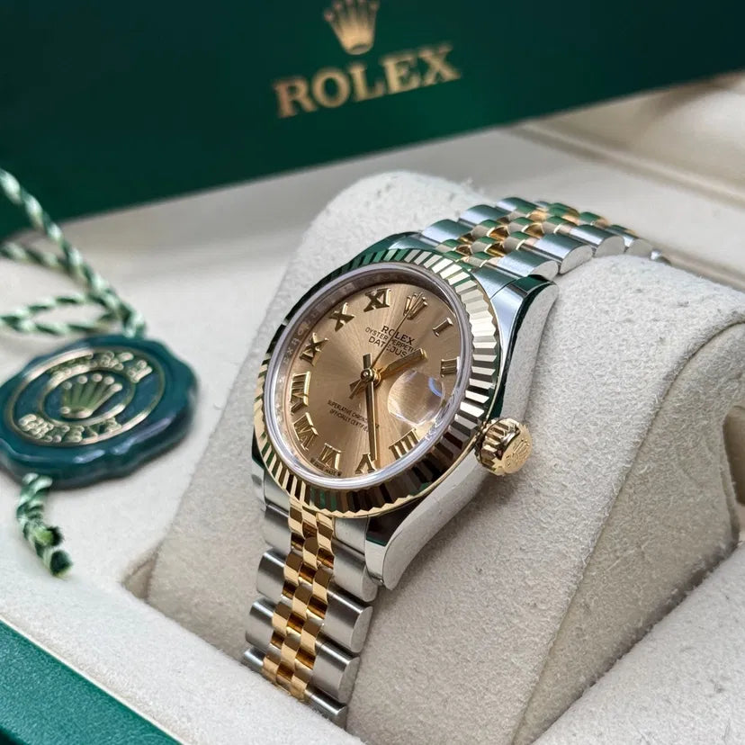 Classic Date Watch, Yellow Gold Tone, Steel, 28 mm