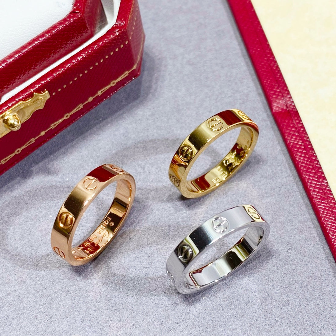Screw-Motif Band Ring, Small Model, Yellow Gold Tone