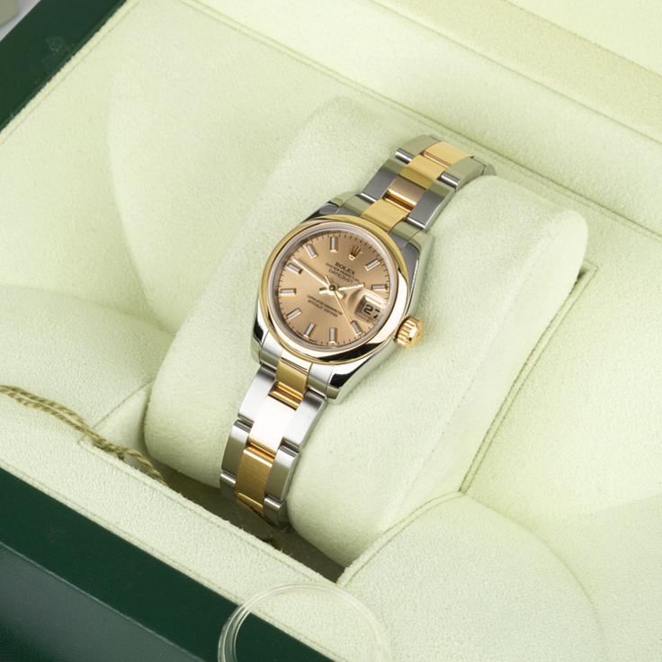 Classic Date Watch, Yellow Gold Tone, Steel, 28-31 mm