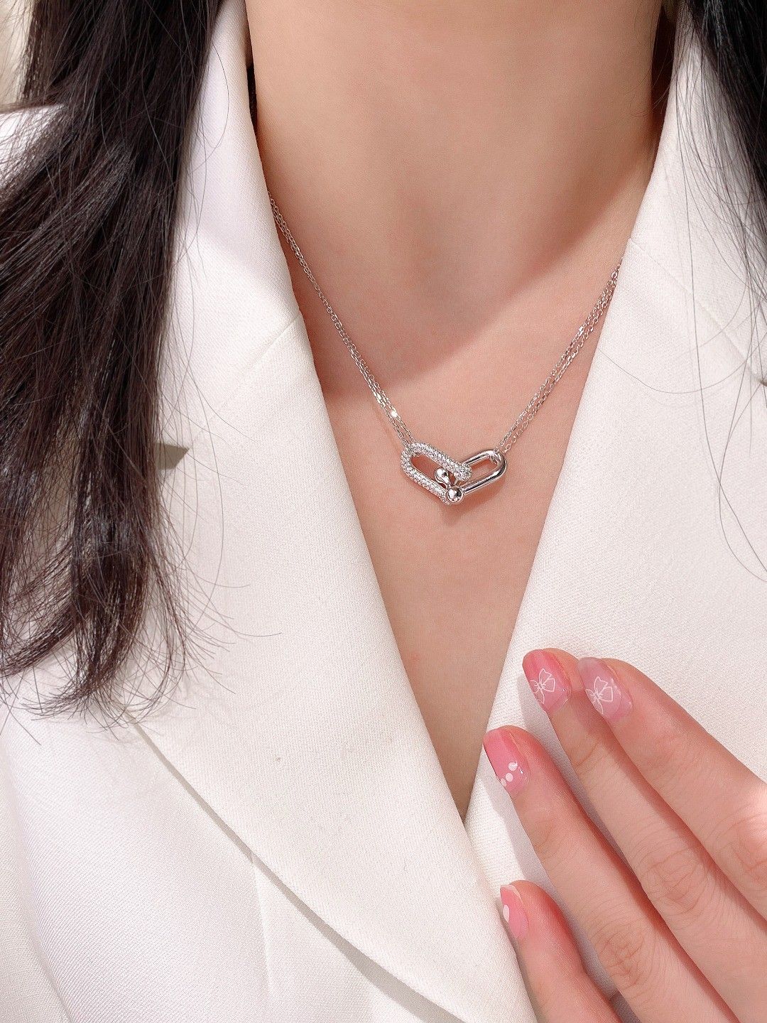 Link Pendant Necklace, White Gold Tone