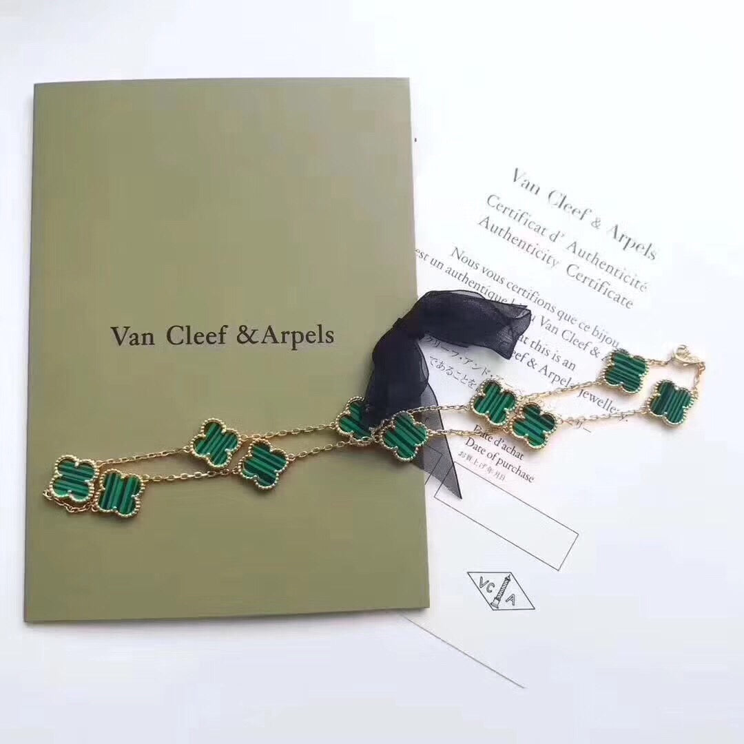 Quatrefoil Pendant Necklace, 10 Motifs, Yellow Gold Tone, Malachite