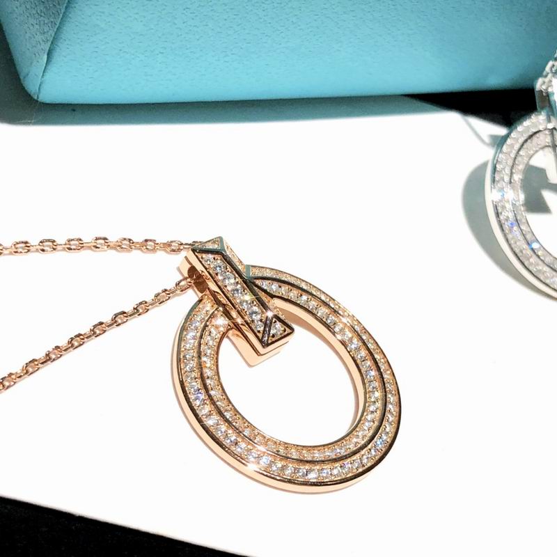 Circle Pendant Necklace, Rose Gold Tone