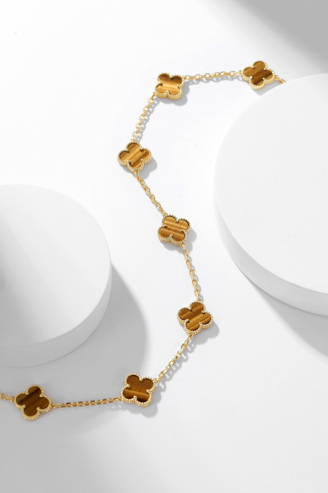 Quatrefoil Pendant Necklace, 10 Motifs, Yellow Gold Tone, Malachite