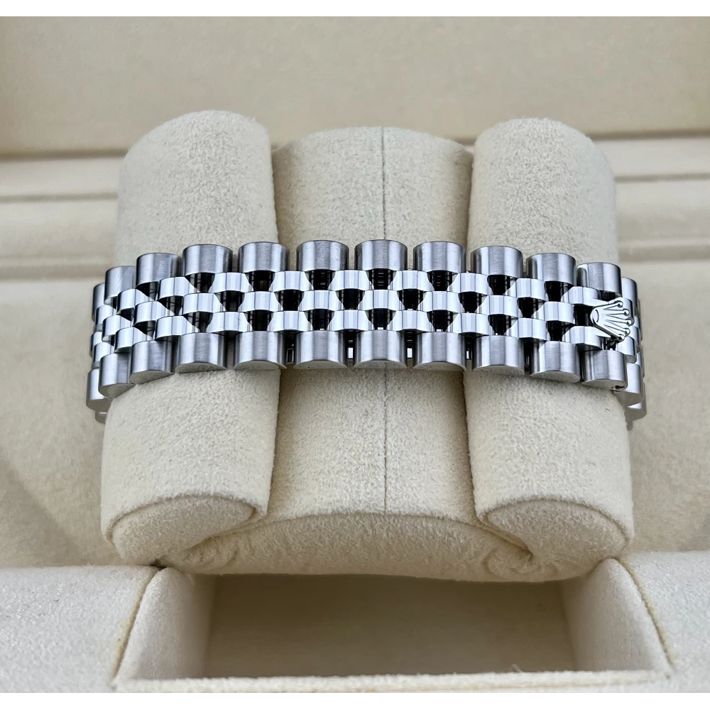 Classic Date Watch, White Gold Tone, Steel, White, 31 mm