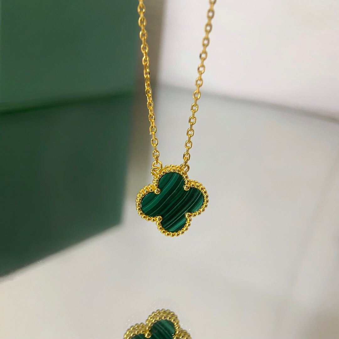 Quatrefoil Pendant Necklace, Yellow Gold Tone, Malachite