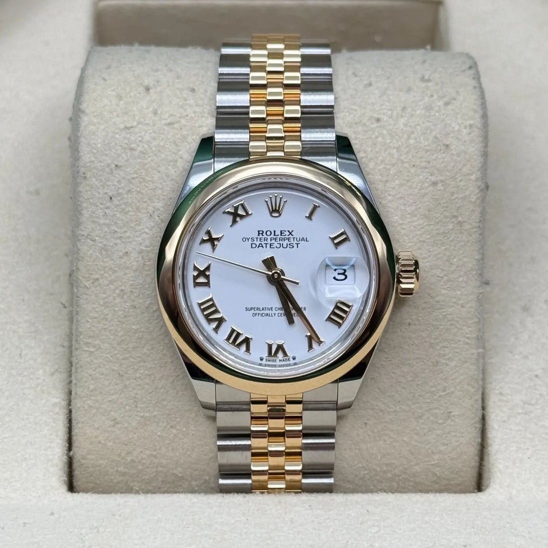 Classic Date Watch, Yellow Gold Tone, Steel, 31 mm
