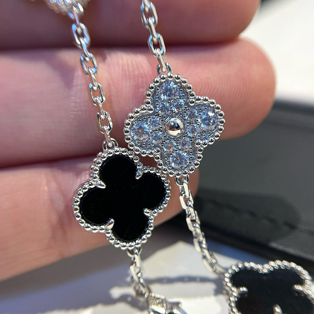 Quatrefoil 5 Motifs Bracelet, Onyx