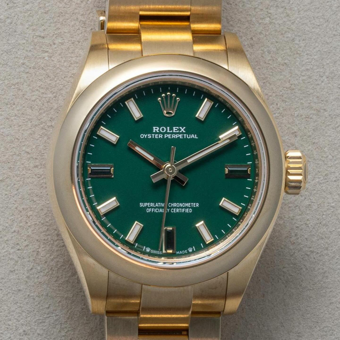 Round Automatic Watch, Yellow Gold Tone, Steel, 31 mm