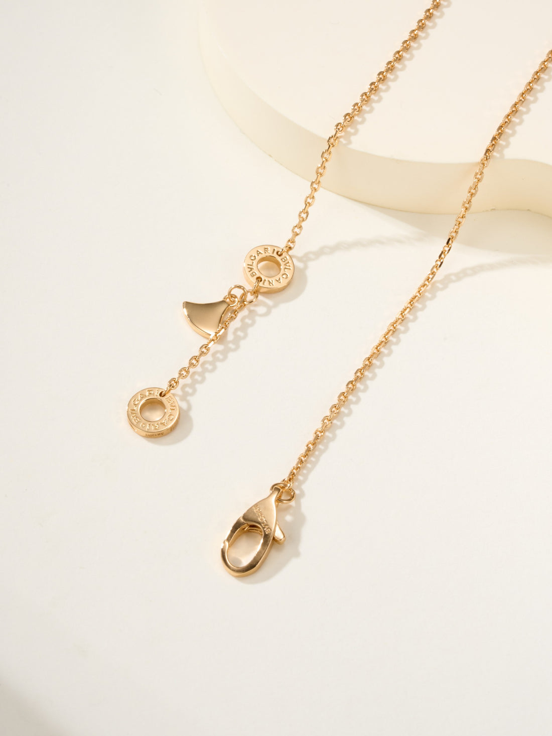 Fan-Motif Necklace, Yellow Gold Tone