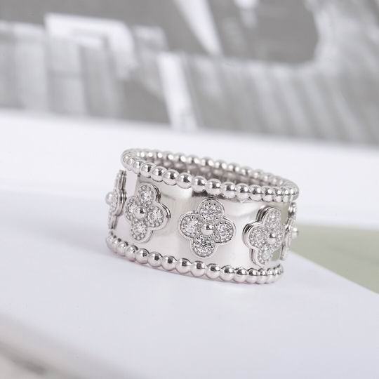 Beaded Band Ring