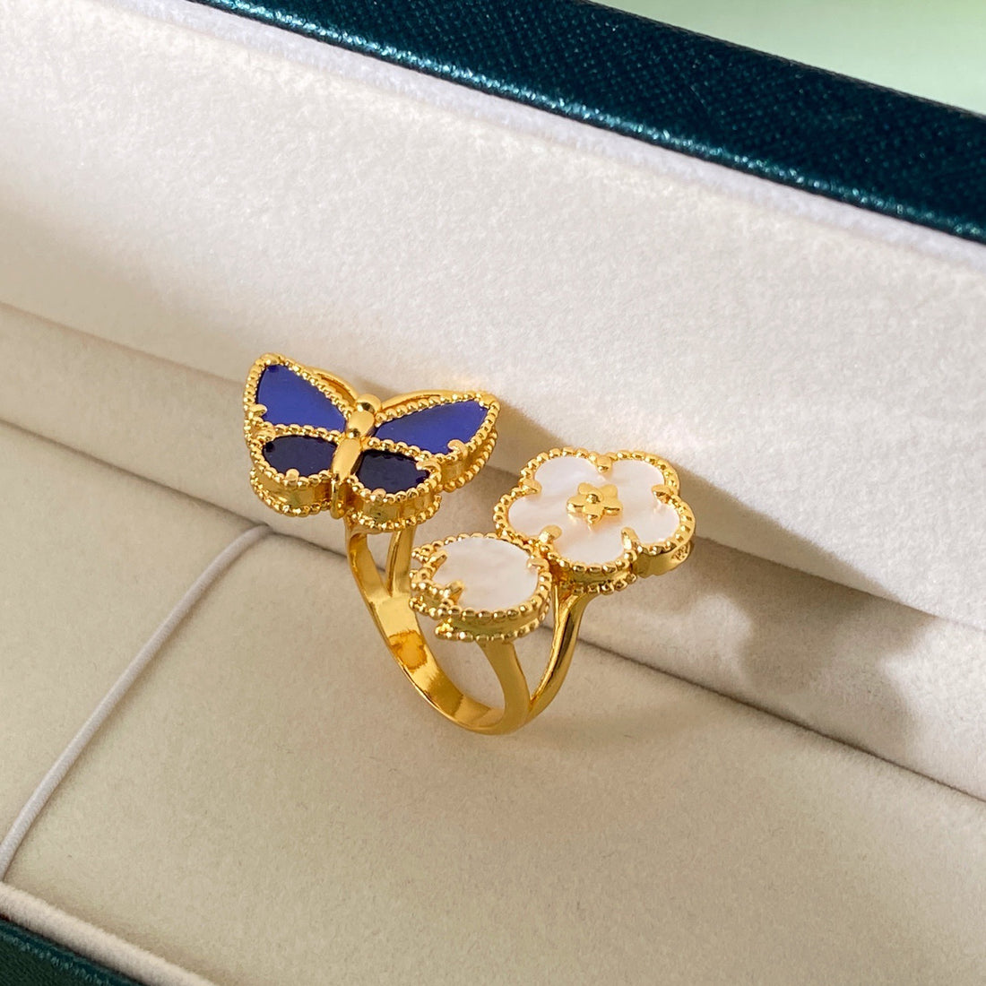 Butterfly Motif Ring, Yellow Gold Tone, Agate