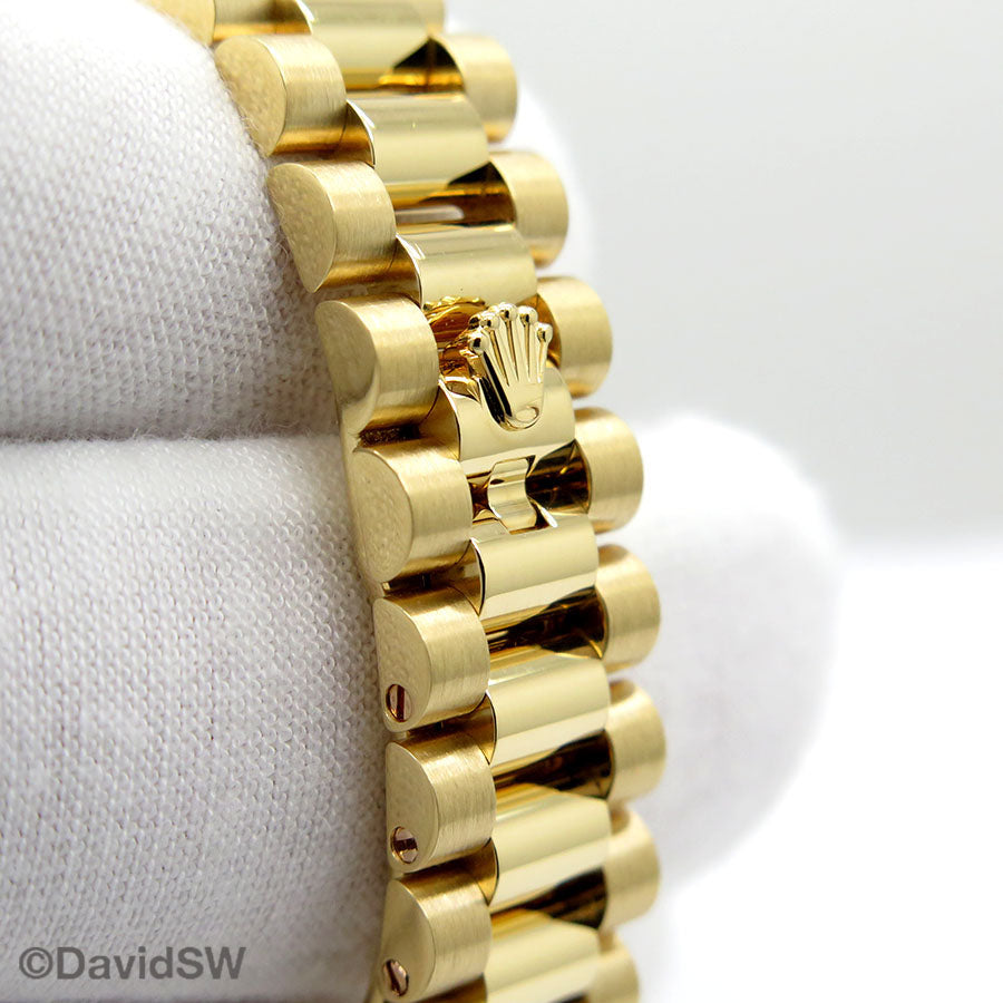 Classic Date Watch, Yellow Gold Tone, Stone-Set, 28 mm