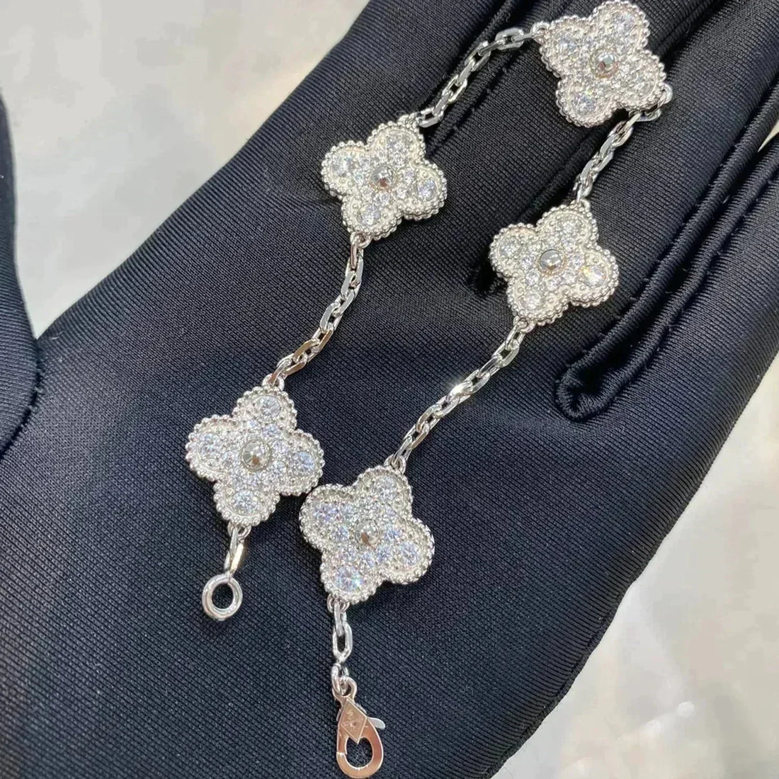 Quatrefoil 5 Motifs Bracelet, Pavé