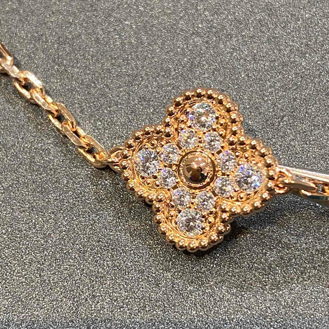 Quatrefoil 5 Motifs Bracelet, Pavé
