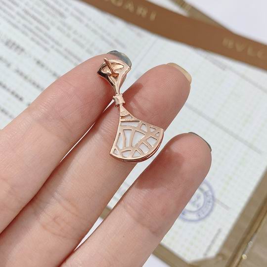 Fan-Motif Mother-of-Pearl Earrings, 18K Rose Gold Plated