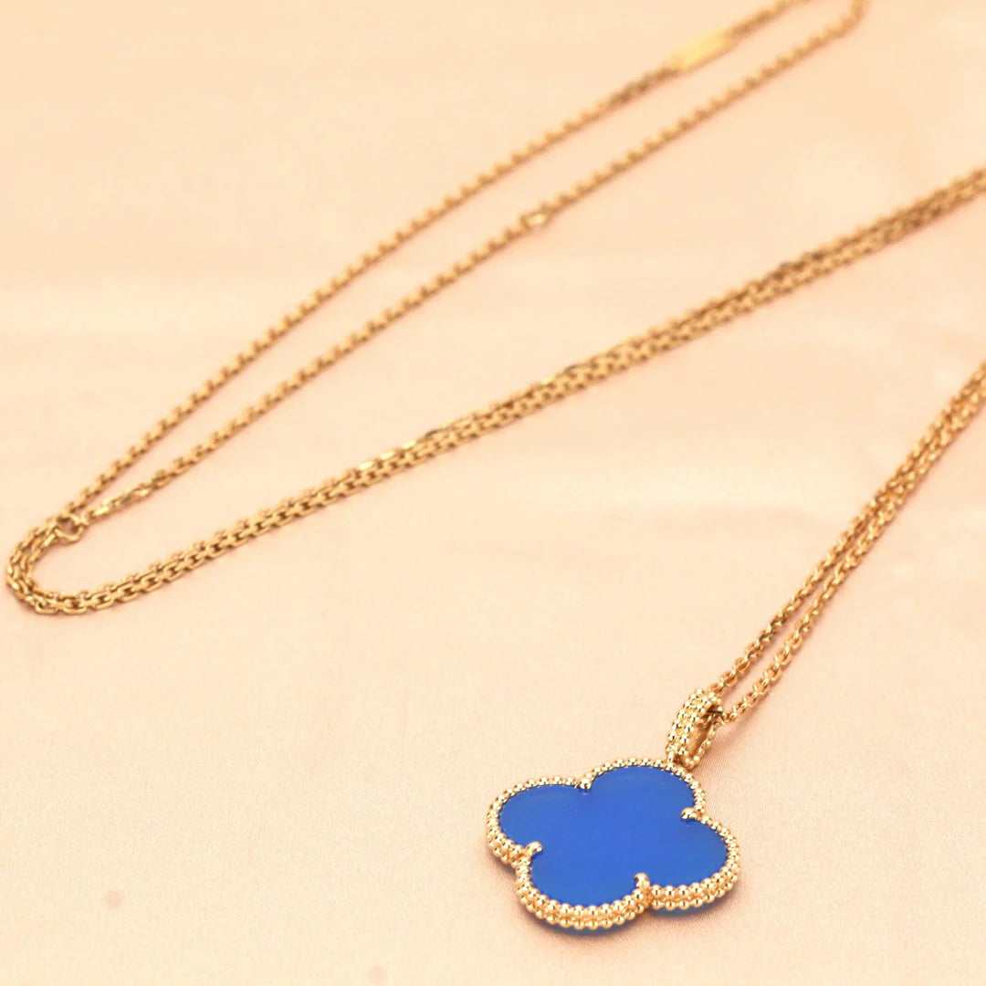 Quatrefoil Long Necklace, 1 Motifs, Yellow Gold Tone, Agate