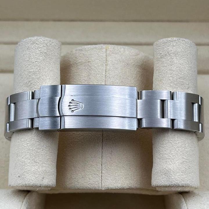 Round Automatic Watch, Steel, 28-31 mm