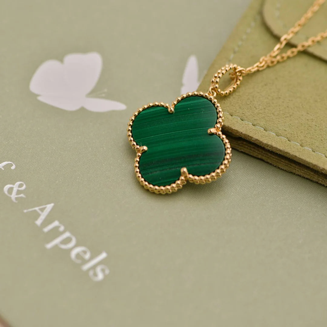 Quatrefoil Long Necklace, 1 Motifs, Yellow Gold Tone, Malachite