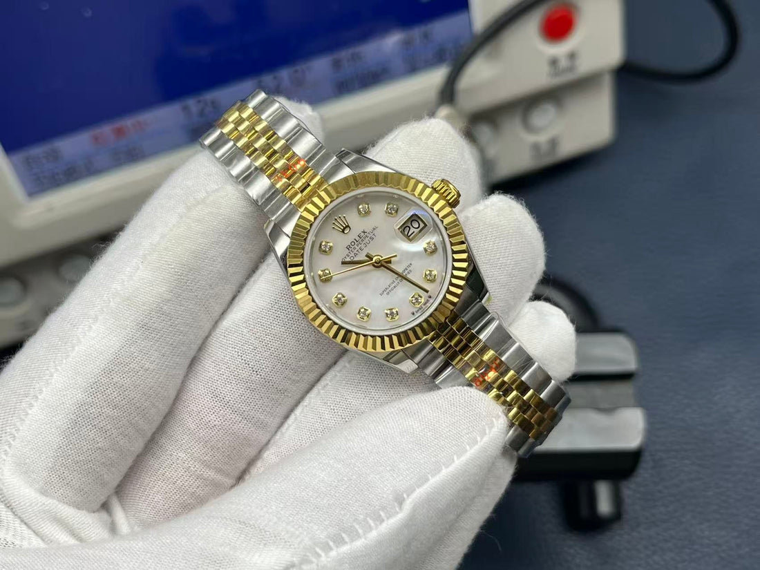 Classic Date Watch, Yellow Gold Tone, Steel, 28 mm