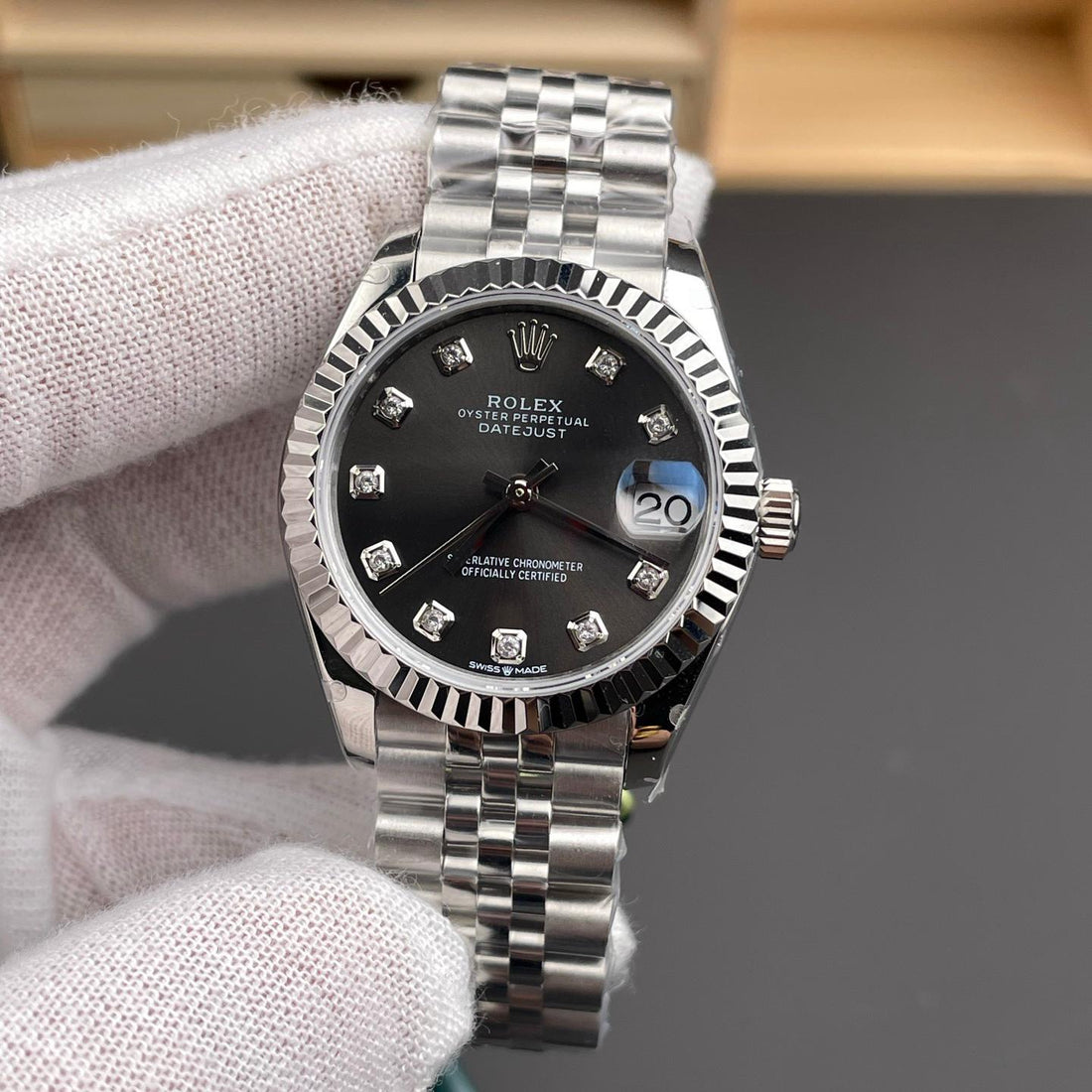 Classic Date Watch, White Gold Tone, Steel, White, 31 mm