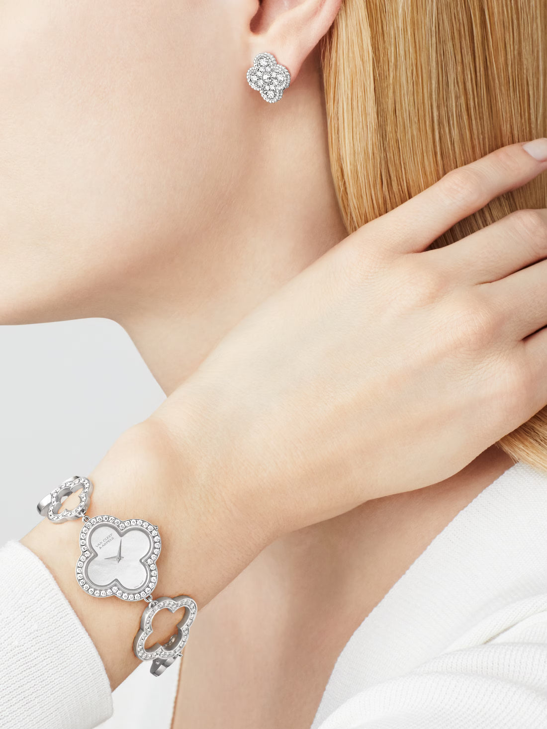 Quatrefoil Dial Watch, 18K, White Gold Tone, Mother-of-Pearl