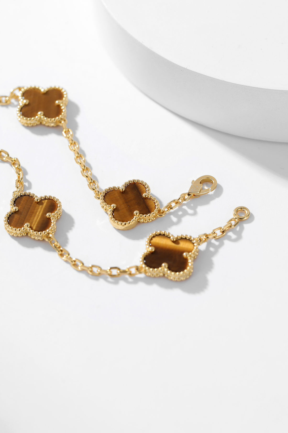 Quatrefoil Pendant Necklace, 10 Motifs, Yellow Gold Tone, Malachite