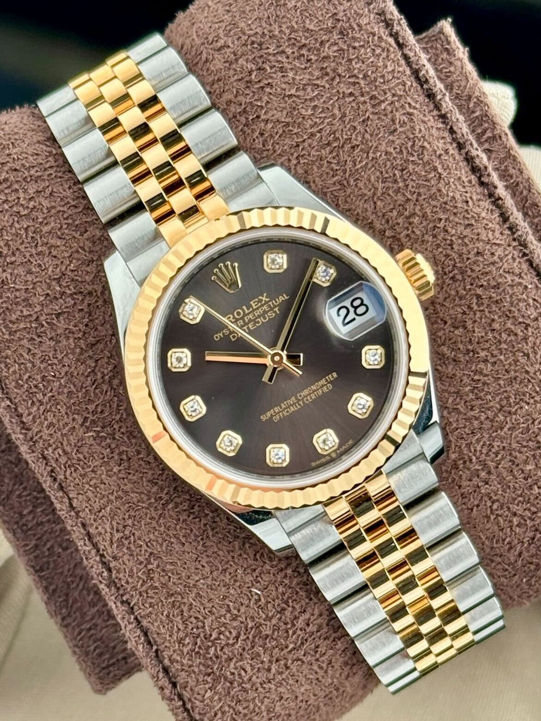 Classic Date Watch, Yellow Gold Tone, Steel, 28-31 mm