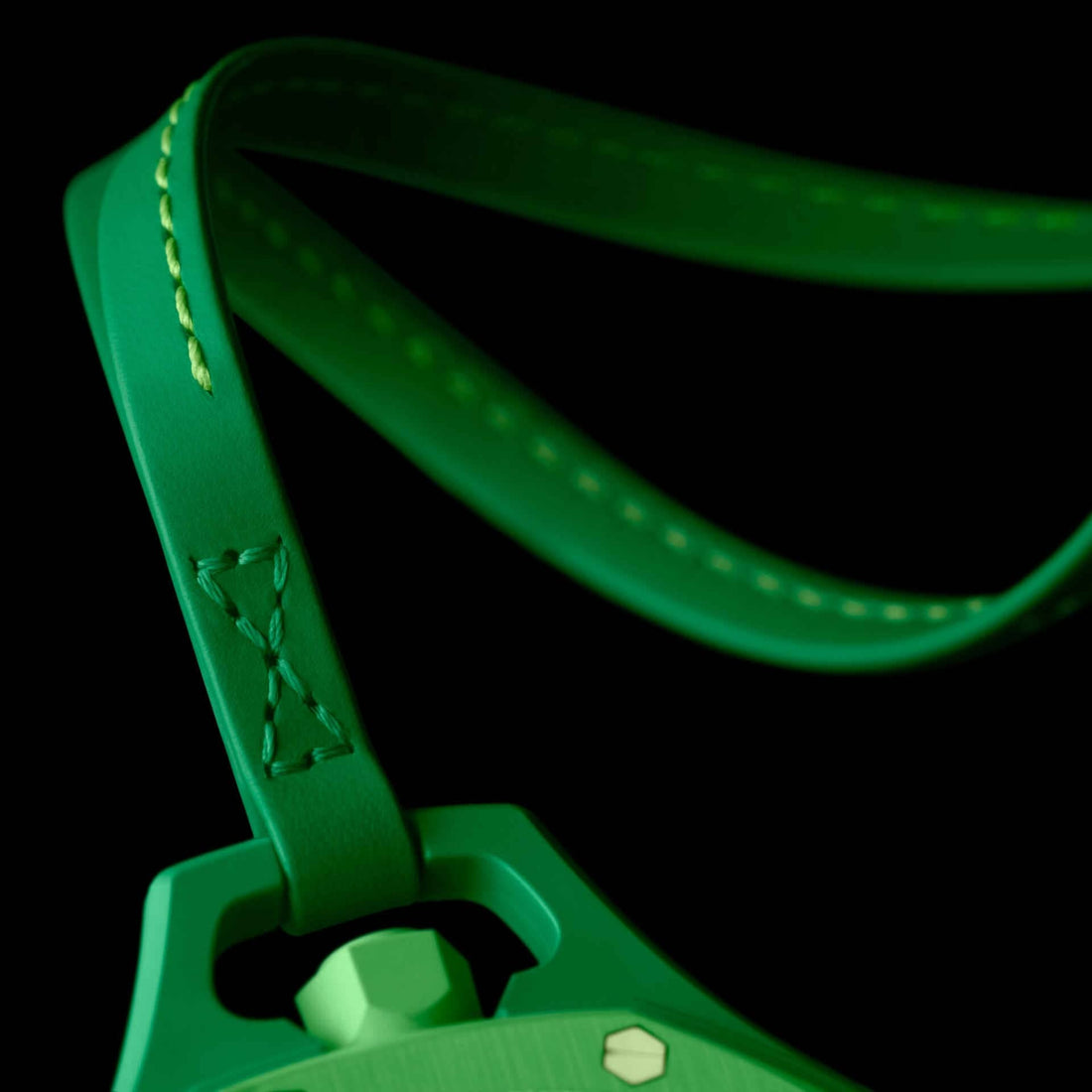 Round Watch, Green