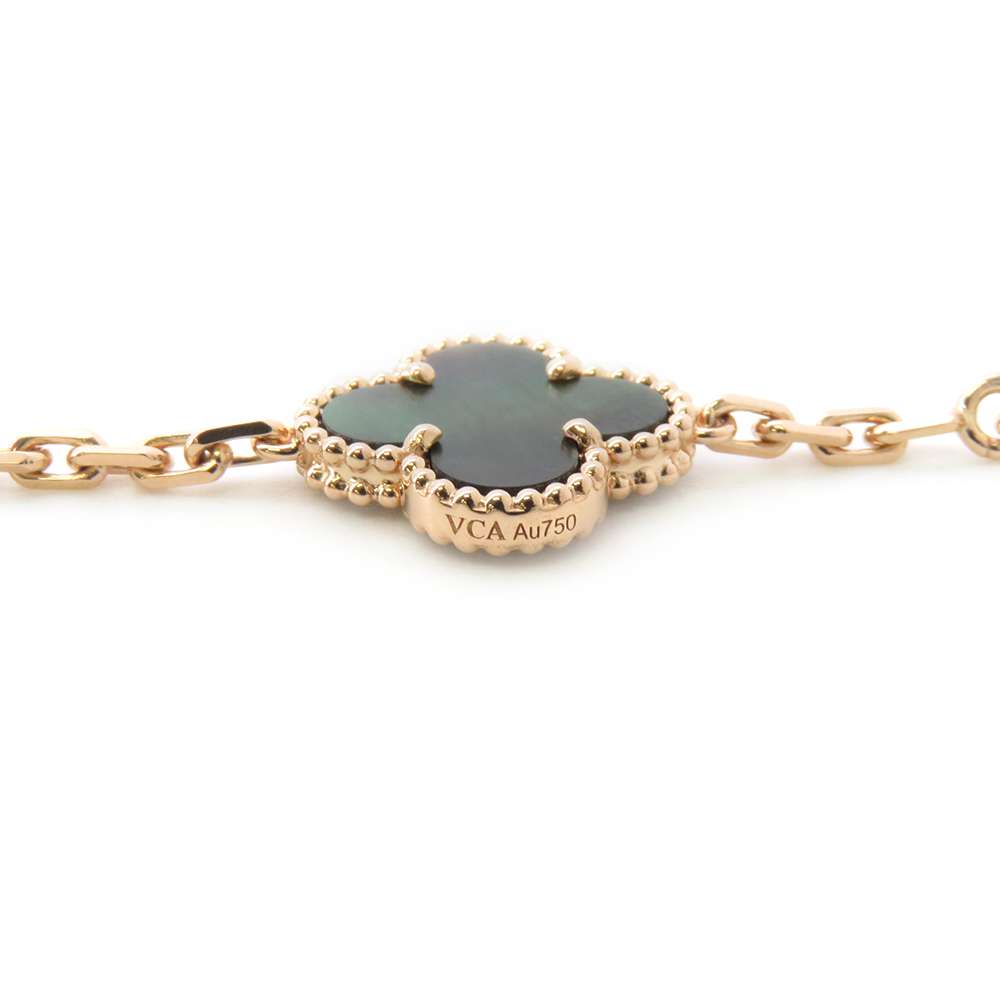 Quatrefoil Long Necklace, 20 Motifs, Rose Gold Tone, Malachite