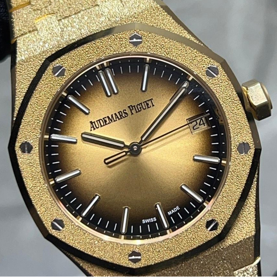 Octagonal Bezel Watch, 18K, Yellow Gold Tone, 37-39 mm