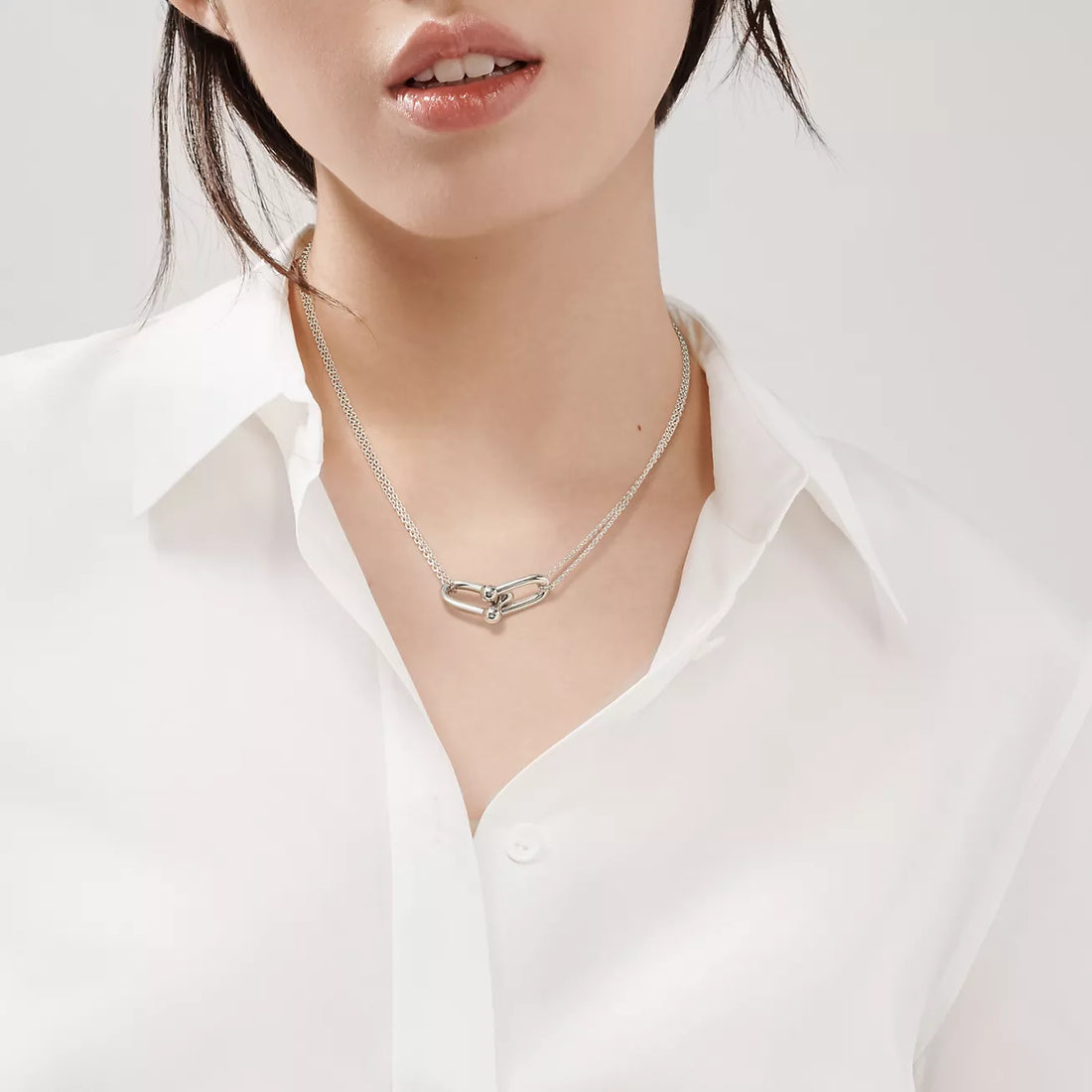 Link Pendant Necklace, White Gold Tone