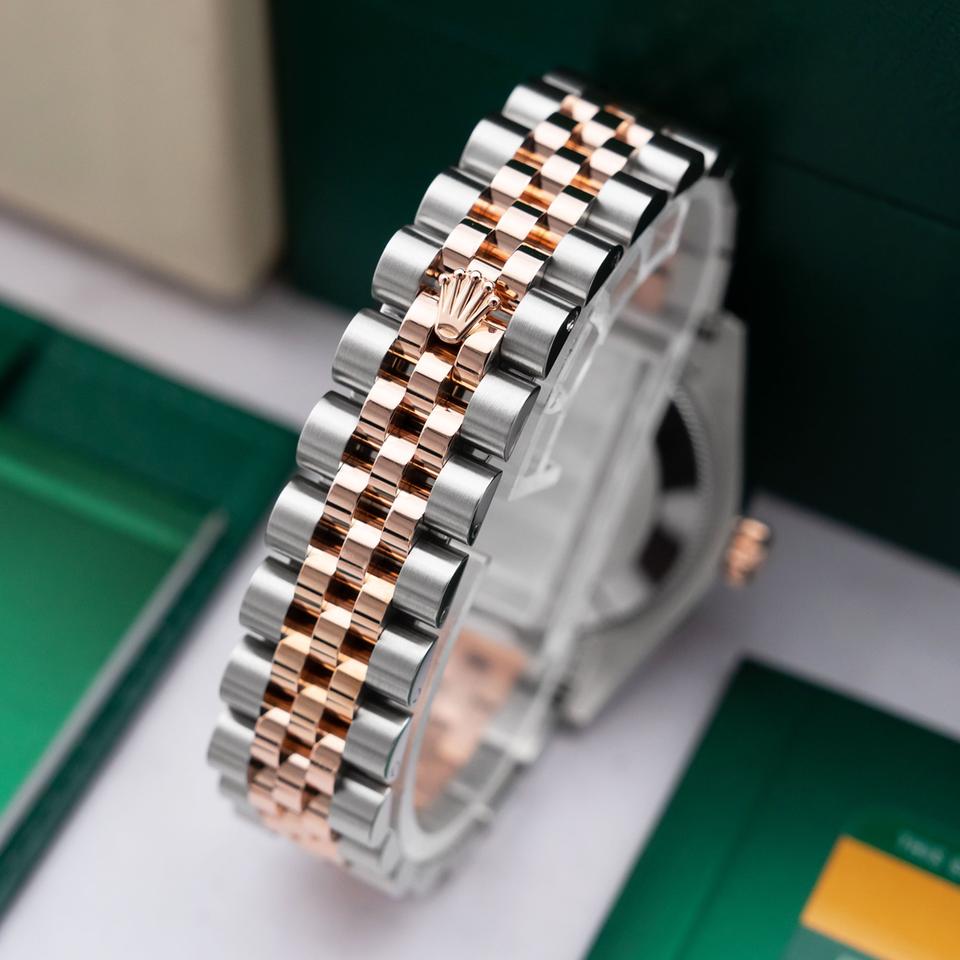 Classic Date Watch, Steel, 31 mm
