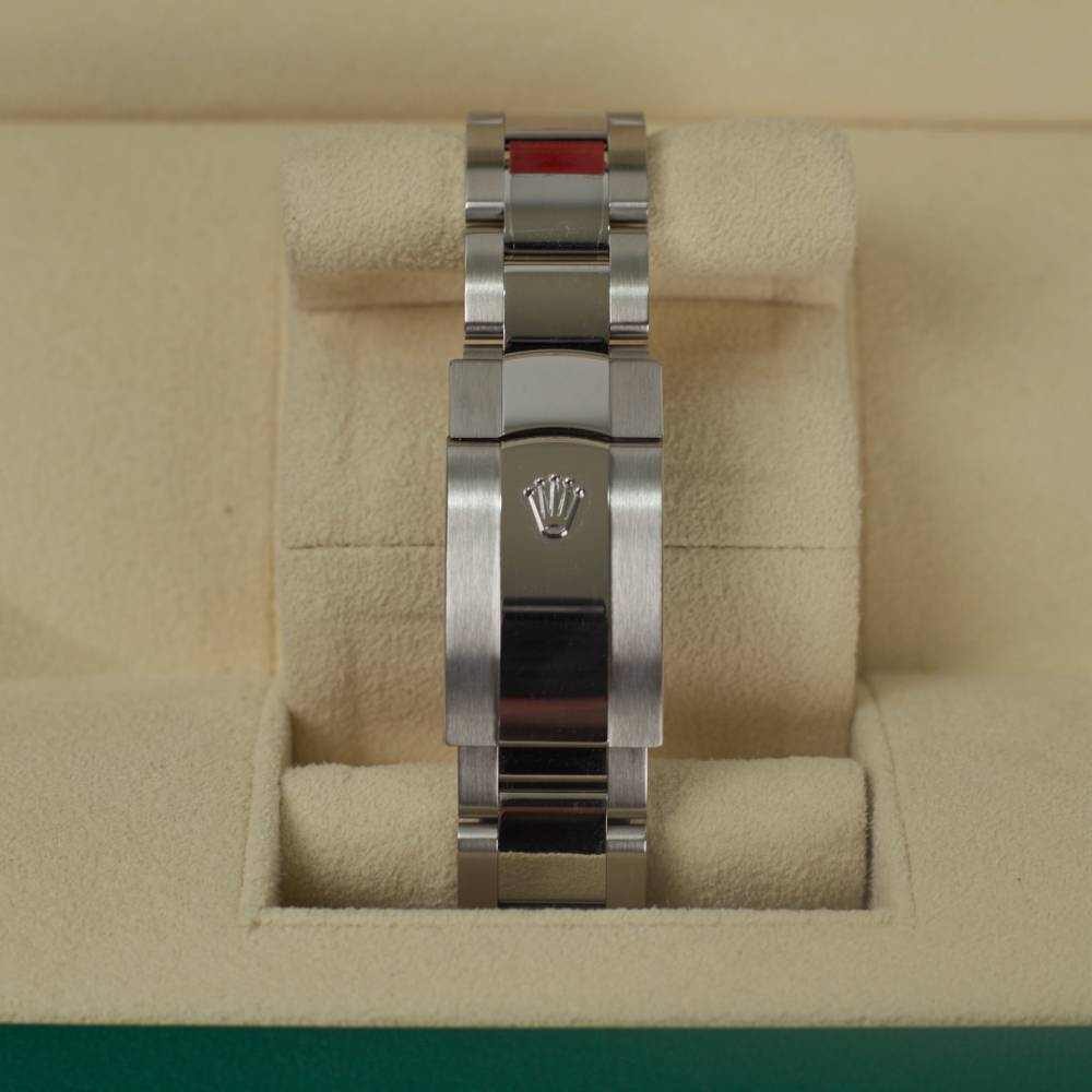 Classic Date Watch, White Gold Tone, Steel, White, 31 mm