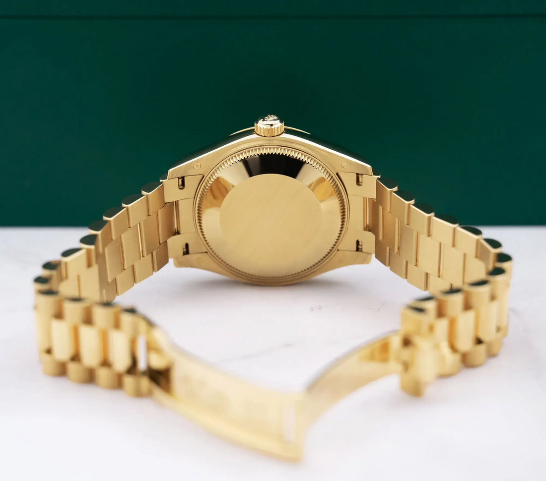Classic Date Watch, Yellow Gold Tone, Steel, 28 mm