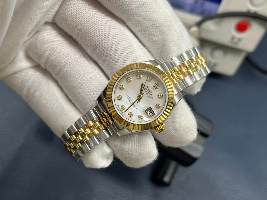 Classic Date Watch, Yellow Gold Tone, Steel, 28 mm