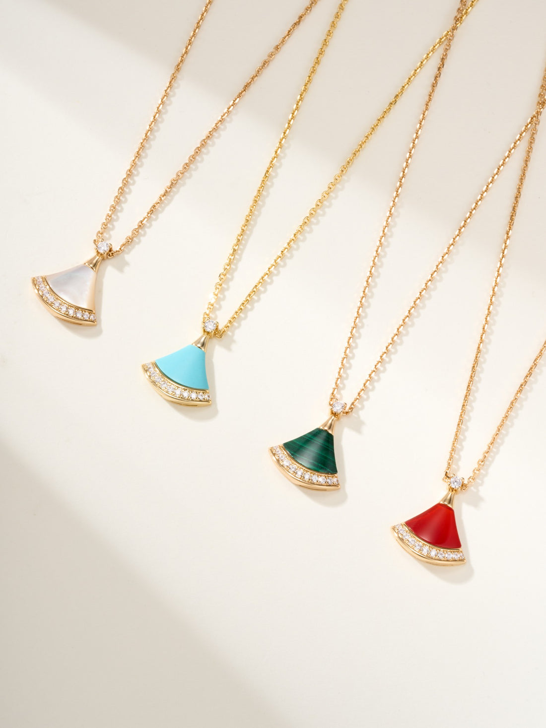 Fan-Motif Necklace, Yellow Gold Tone