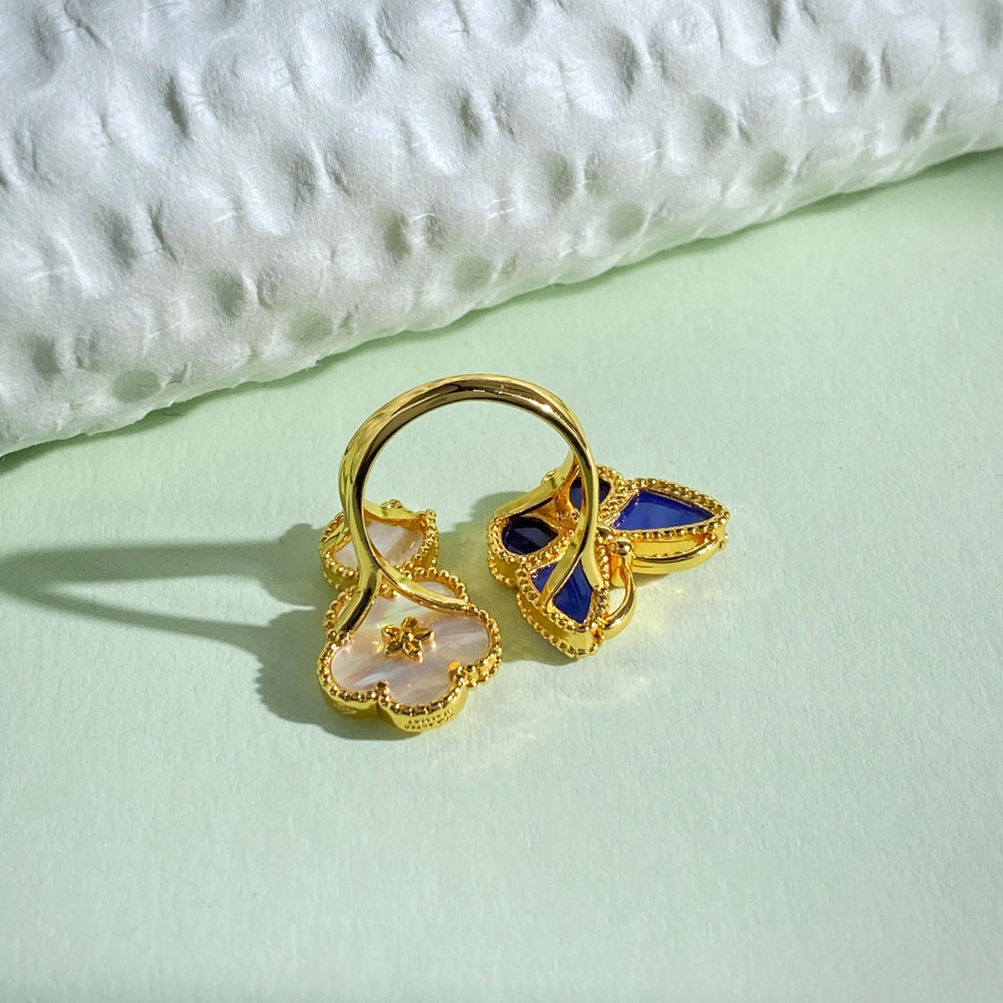 Butterfly Motif Ring, Yellow Gold Tone, Agate