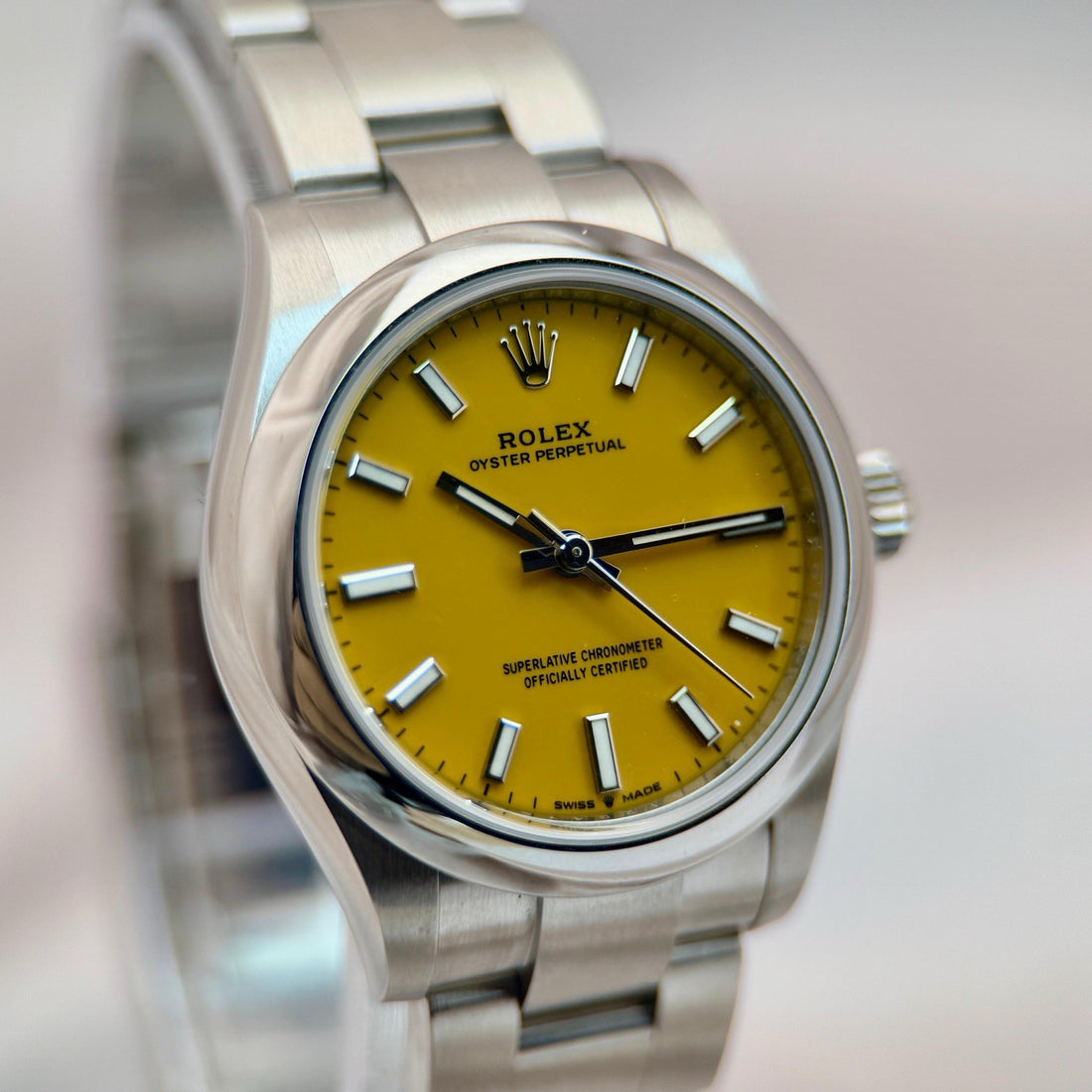 Round Automatic Watch, White Gold Tone, Steel, White, 36-41 mm