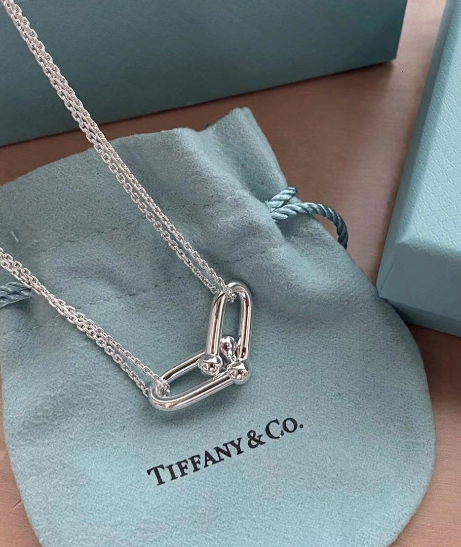 Link Pendant Necklace, White Gold Tone