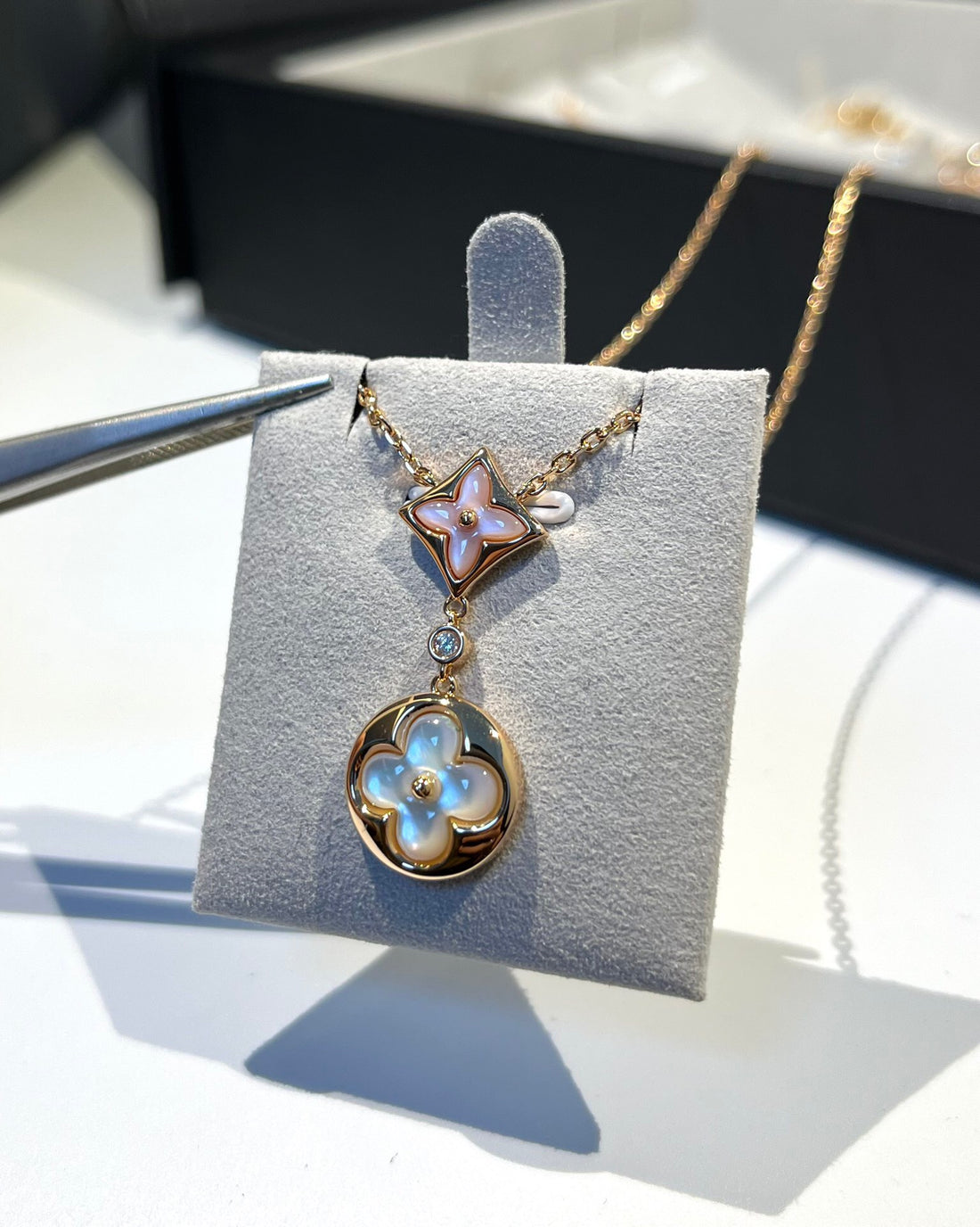 Flower Motif Necklace, Rose Gold Tone, Mother-of-Pearl, Stone-Set
