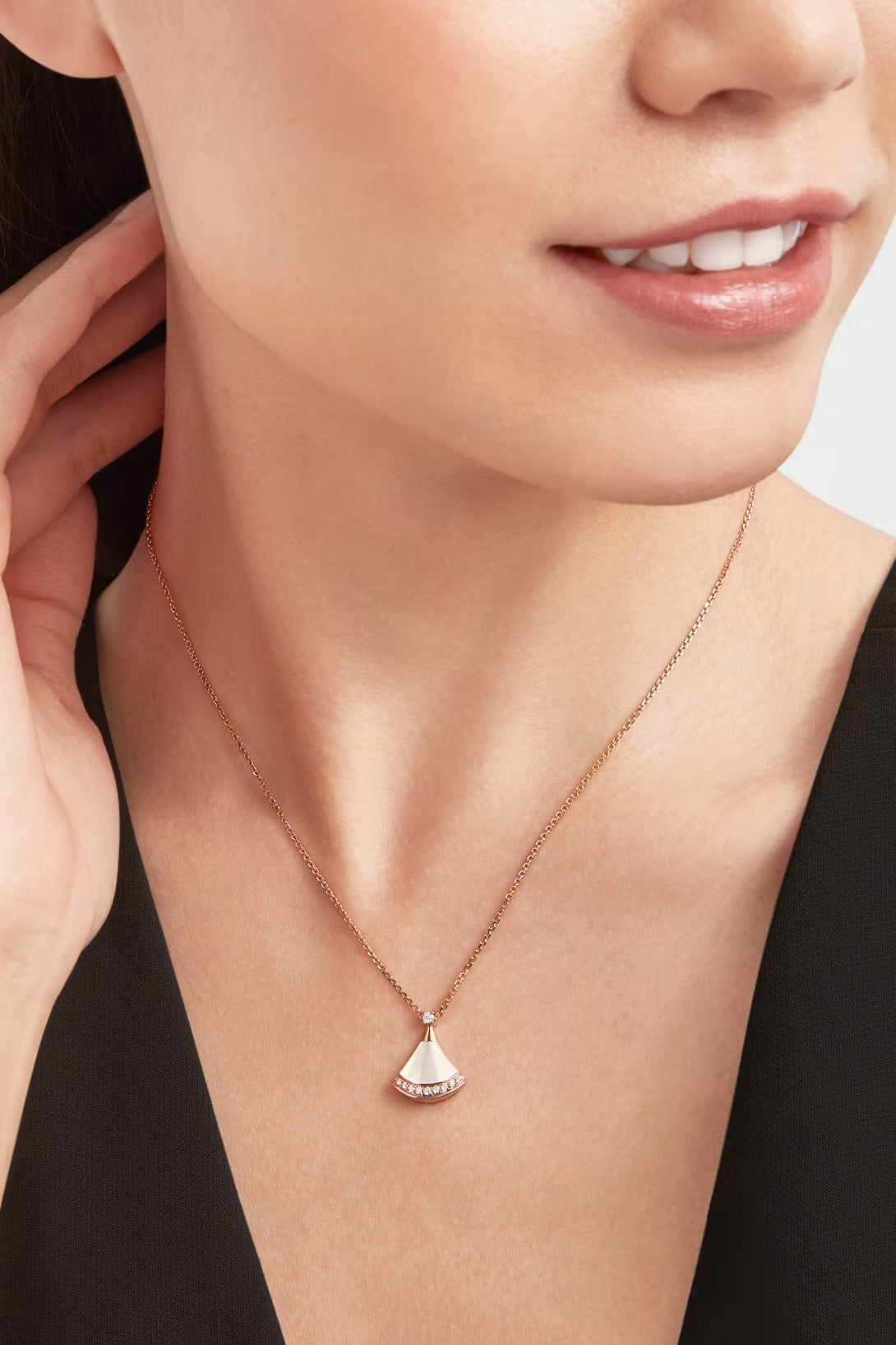 Fan-Motif Necklace, Rose Gold Tone, Stone-Set, Mother-of-Pearl, Size S