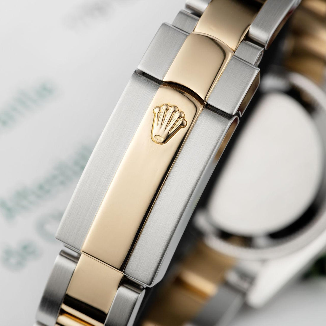 Classic Date Watch, Yellow Gold Tone, Steel, 28-31 mm