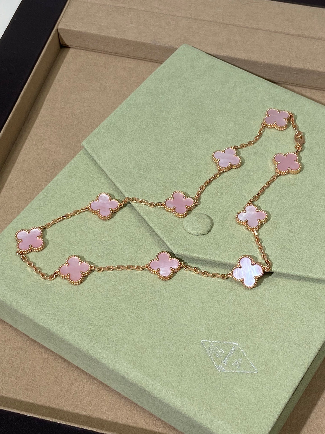 Quatrefoil Pendant Necklace, 10 Motifs, Rose Gold Tone, Malachite